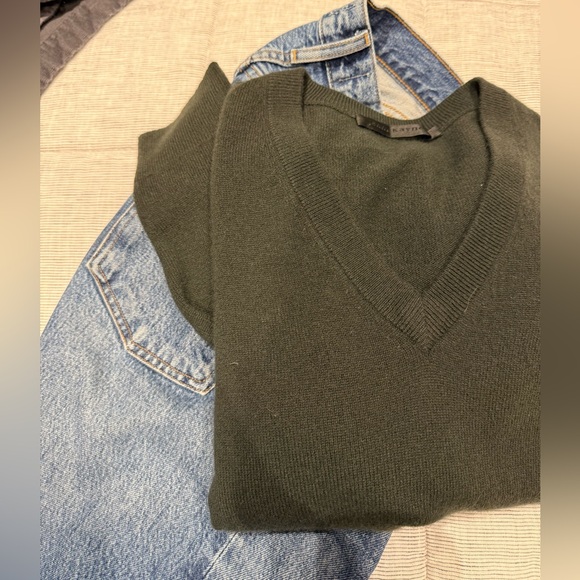 Jenni Kayne Green-Grey Cashmere Sweater - Picture 4 of 4